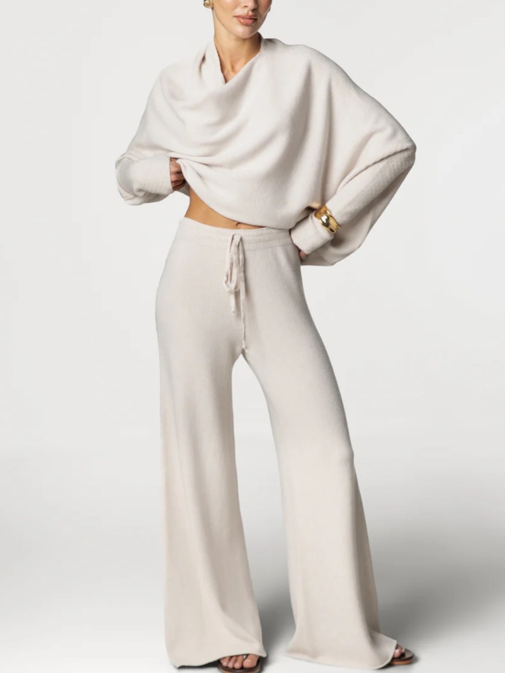JAKI - Relaxed Pants | Light Beige